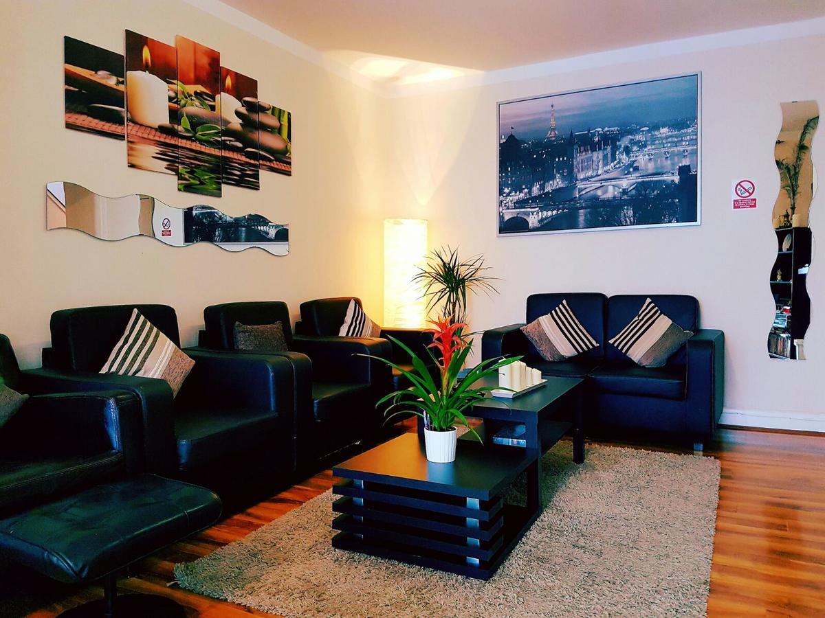Gable Lodge London B&B Энфилд Экстерьер фото